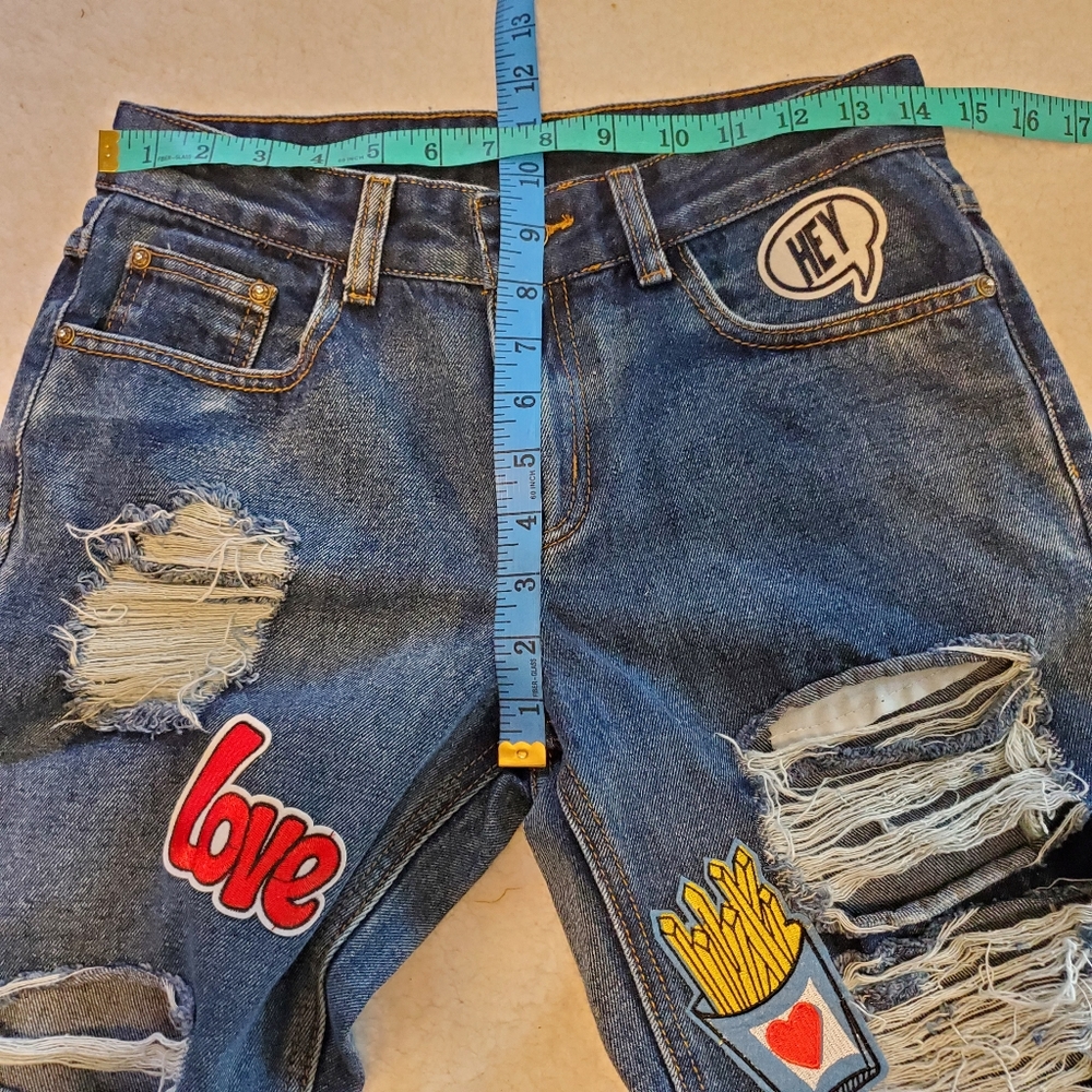 NWT Sadie & Sage Anthropologie Brand Distressed Patch Jeans S8ze Small - Picture 7 of 12